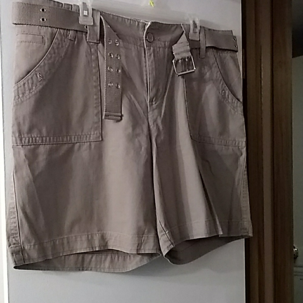 NWOT Lee shorts